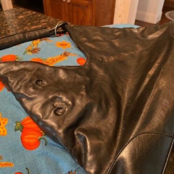 Large BLACK faux LEATHER satchel PURSE ~ Gorgeous EMBROIDERED PUMPKINS ~ Pockets - Picture 10 of 11